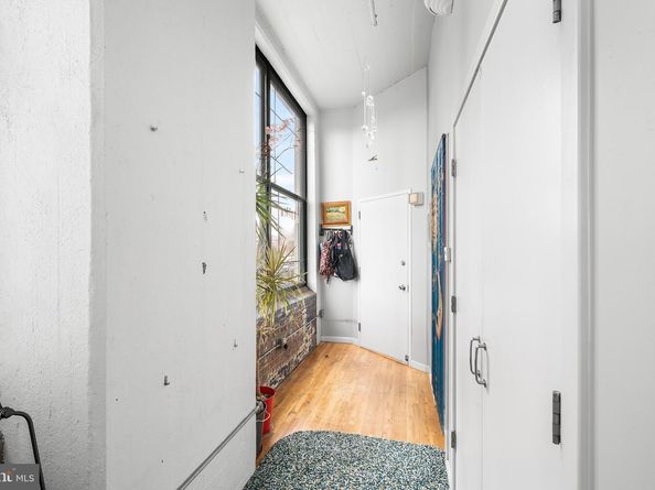 314 N 12TH Street 301, Philadelphia PA 19107