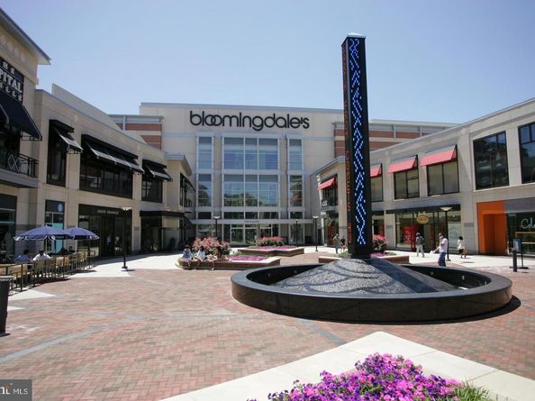5500 Friendship Boulevard 1217N, Chevy Chase MD 20815