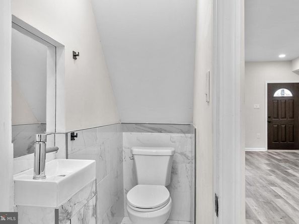 5516 Catharine Street, Philadelphia PA 19143