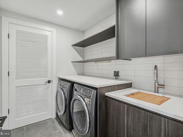 160 N 2nd Street 501, Philadelphia PA 19106