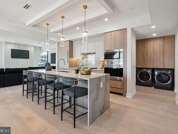 160 N 2nd Street 501, Philadelphia PA 19106