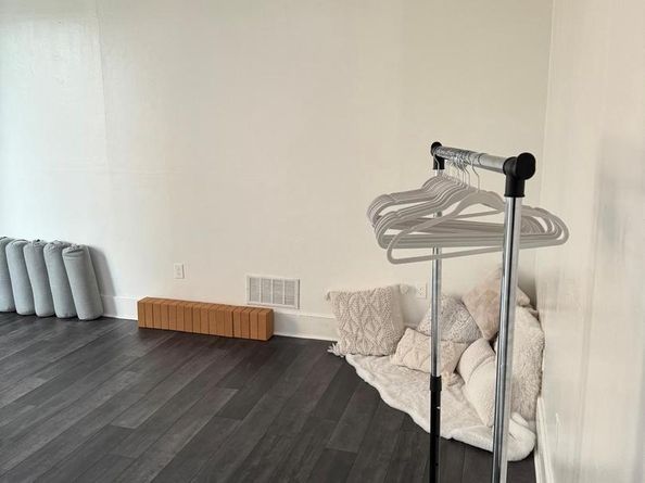 2700 W Girard Avenue, Philadelphia PA 19130