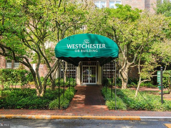 4000 Cathedral Avenue NW 105B, Washington DC 20016