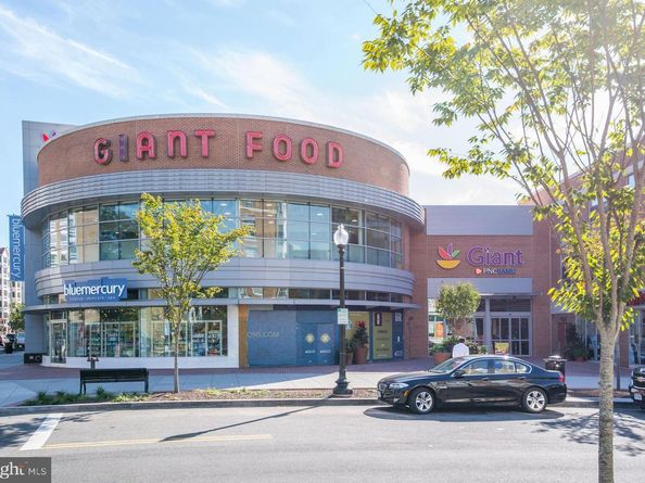 4000 Cathedral Avenue NW 105B, Washington DC 20016