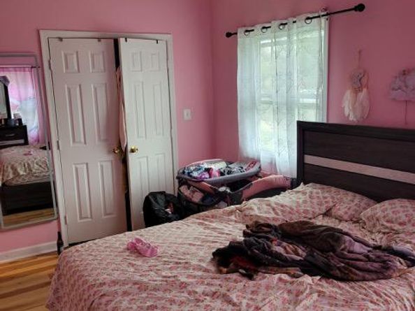 100 W Poplar Road, Sterling VA 20164