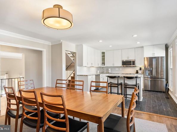 2729 Unicorn Lane NW, Washington DC 20015