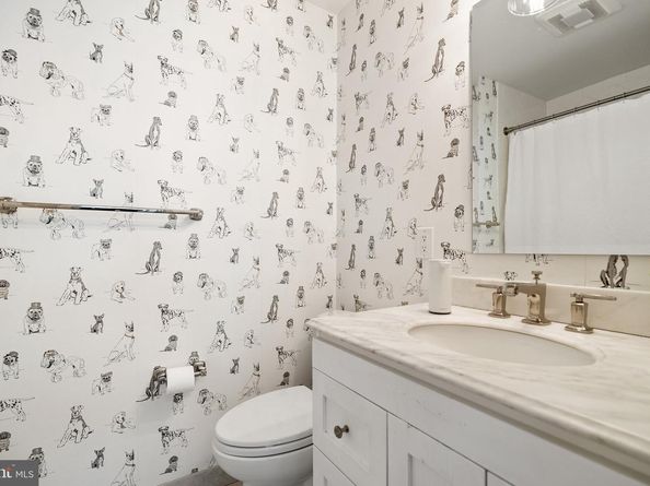 2729 Unicorn Lane NW, Washington DC 20015