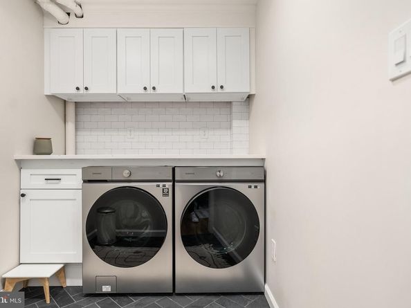 2729 Unicorn Lane NW, Washington DC 20015