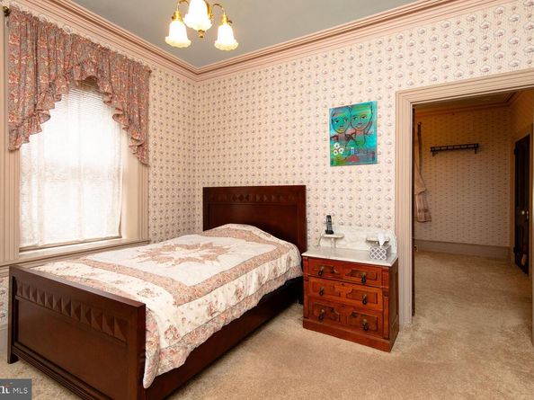 710 Rowland Avenue, Cheltenham PA 19012
