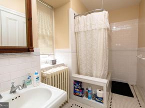 710 Rowland Avenue, Cheltenham PA 19012