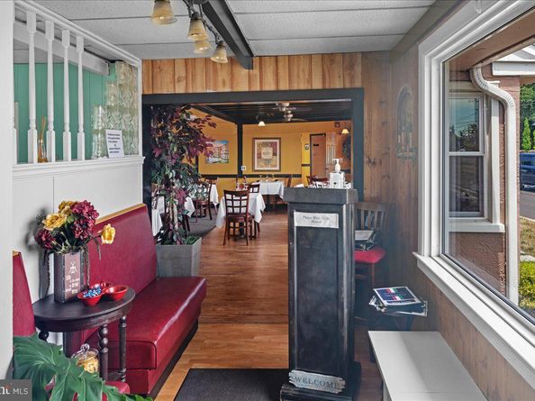 1990 York Road, Jamison PA 18929