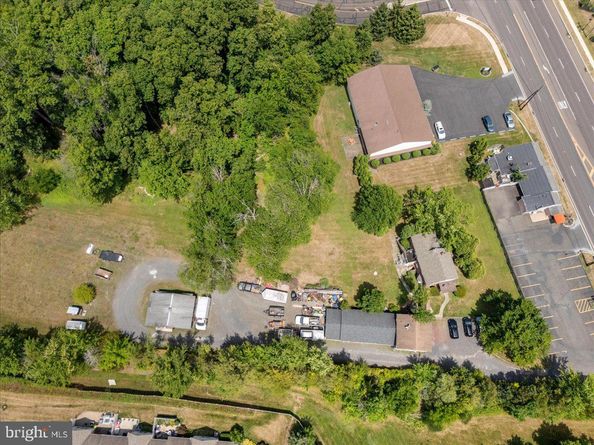 1990 York Road, Jamison PA 18929