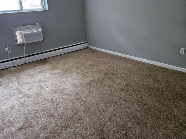 100 E Glenolden Avenue O15, Glenolden PA 19036
