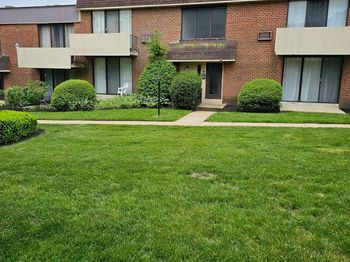 100 E Glenolden Avenue