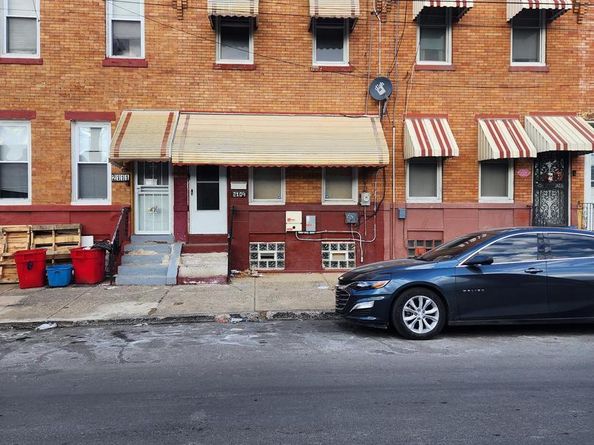 2109 W Cambria Street, Philadelphia PA 19132