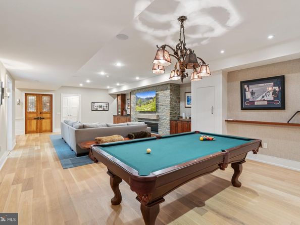 155 E Oakland Avenue, Doylestown PA 18901