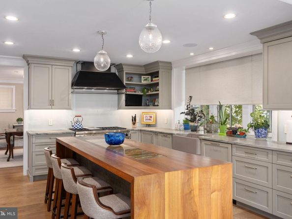 155 E Oakland Avenue, Doylestown PA 18901