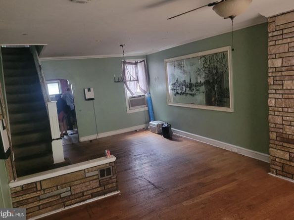 3110 E St, Philadelphia PA 19134