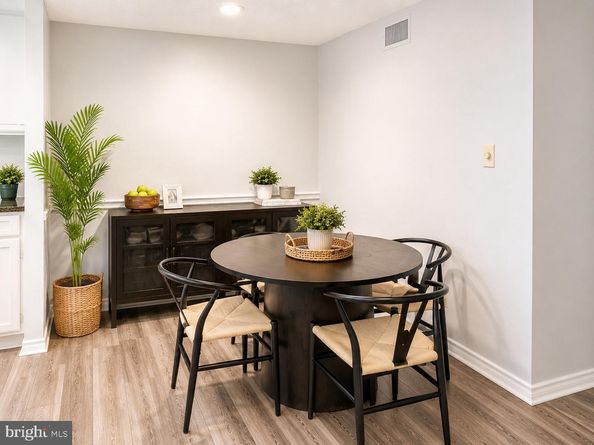 1536 Lincoln Way 302B, Mclean VA 22102
