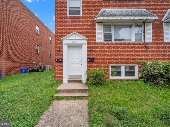 8919 Alton Street, Philadelphia PA 19115