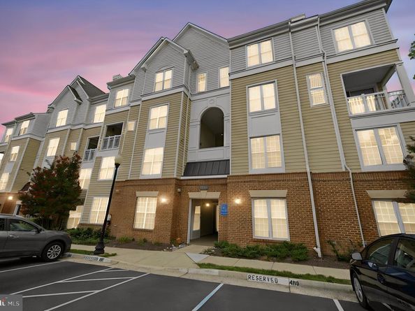 2108 Highcourt Lane 303, Herndon VA 20170