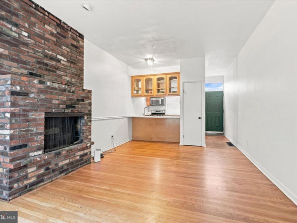 1023 Lombard Street, Philadelphia PA 19147