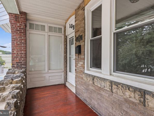 109 Osborn Street, Philadelphia PA 19128