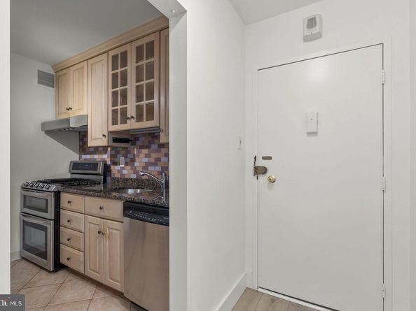 4201 Cathedral Avenue NW 419E, Washington DC 20016