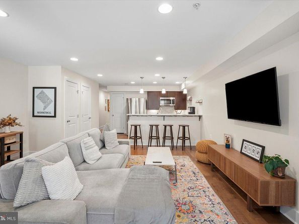2505 17TH Street NW 1, Washington DC 20009