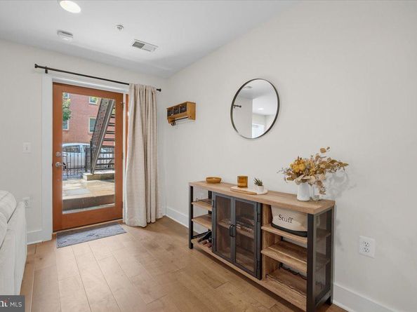 2505 17TH Street NW 1, Washington DC 20009