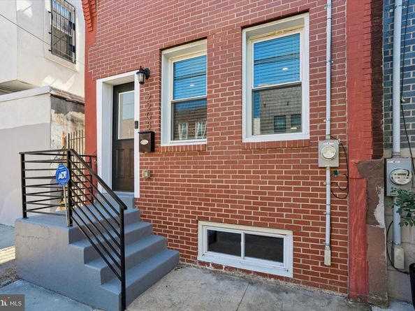 2208 E Dickinson Street, Philadelphia PA 19146