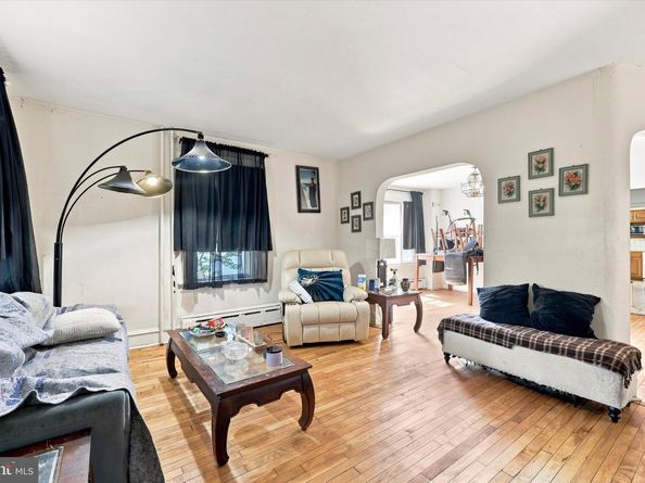 8512 Monroe Street, Upper Darby PA 19082