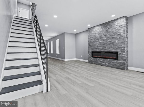 19 S 6TH Street, Darby PA 19023