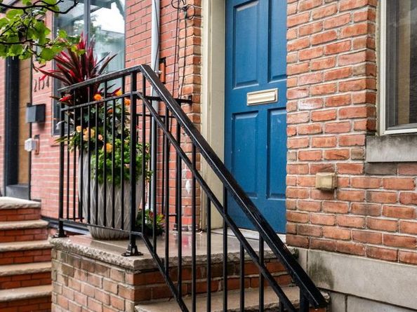 2136 Carpenter Street, Philadelphia PA 19146