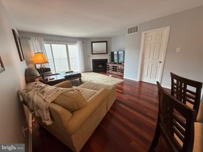 703 Cheswold Court, Chesterbrook PA 19087