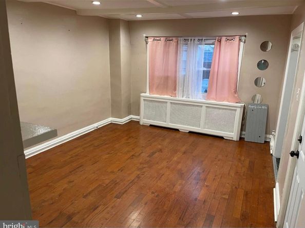 3945 Claridge Street, Philadelphia PA 19124