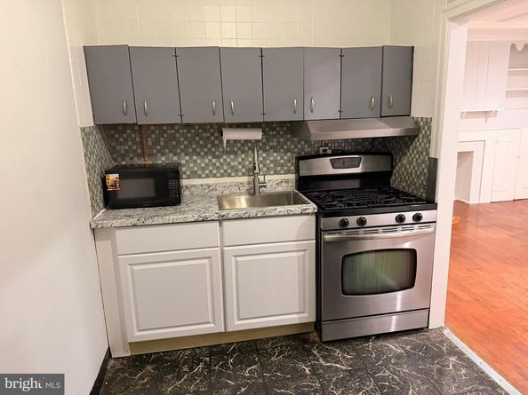 3945 Claridge Street, Philadelphia PA 19124
