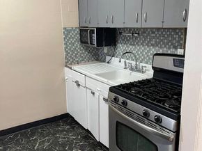 3945 Claridge Street, Philadelphia PA 19124