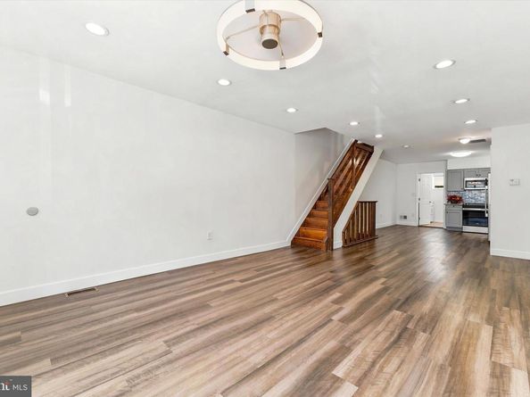 601 Watkins Street, Philadelphia PA 19148