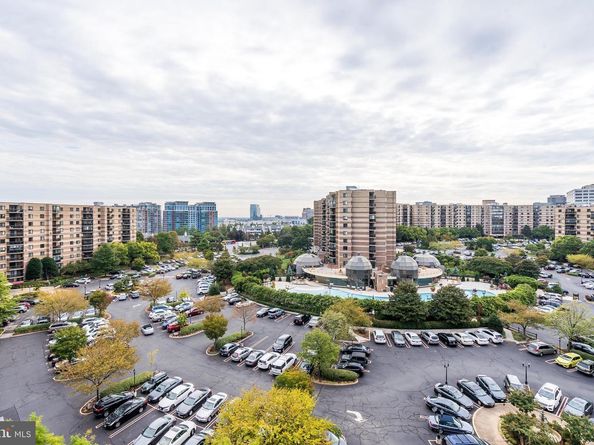 8360 Greensboro Drive 306, Mclean VA 22102