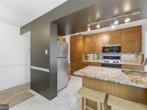 11260 Chestnut Grove Square 337, Reston VA 20190