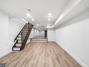 4047 Green Street, Philadelphia PA 19104