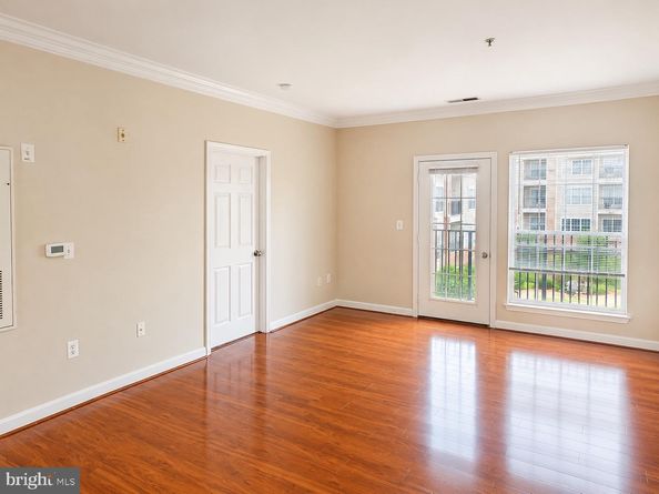 4850 Eisenhower Avenue 304, Alexandria VA 22304