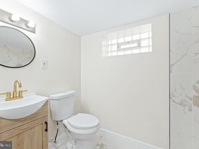 2442 Duncan Street, Philadelphia PA 19124