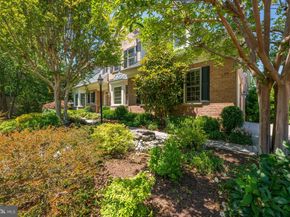26 / 28 Beman Woods Court, Potomac MD 20854