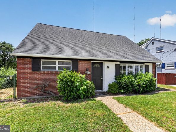 6944 Manti Street, Philadelphia PA 19128