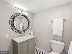 1600 N Oak Street 1119, Arlington VA 22209