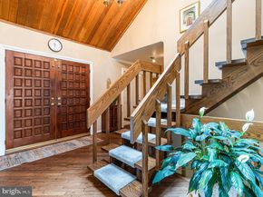 1983 Melmar Road, Huntingdon Valley PA 19006