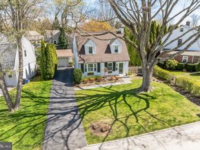 419 Locust Road, Wayne PA 19087