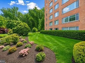 4200 NW Cathedral Avenue NW 1005, Washington DC 20016